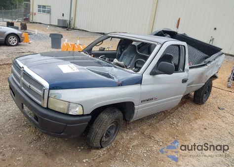 1998 Dodge Ram 1500 St/Ws z USA, uszkodzony, nr VIN 1B7HC16X1WS704595